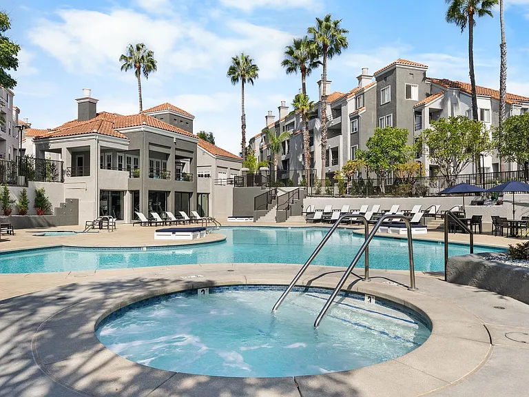 The Grand Costa Mesa — Photo 14
