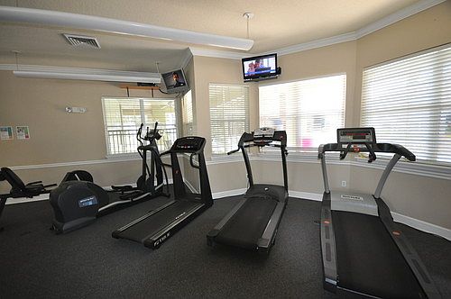 3rd image of 814 Crest Pines Dr APT 918