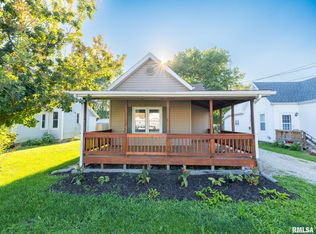335 S Tremont St, Princeville, IL 61559