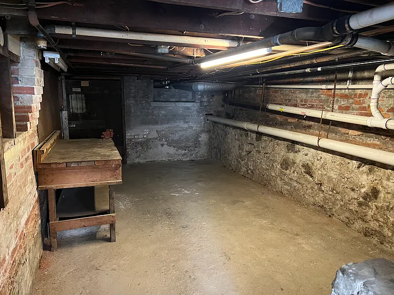 71 Old Glenham Rd #STUDIO — Photo 23
