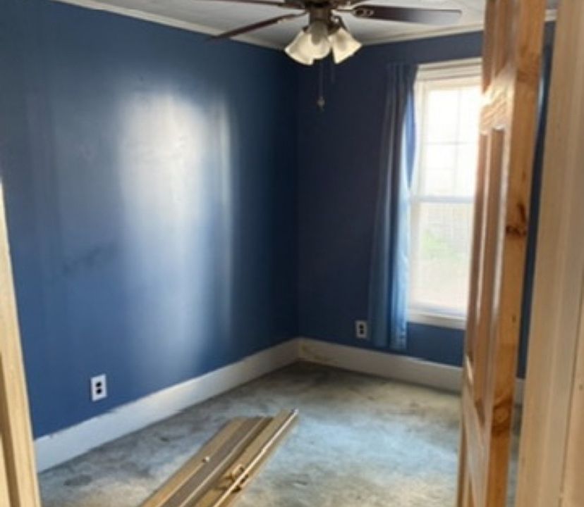 1st image of 53 Clayton St Floor 1