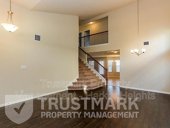 3rd image of 3403 Aubree Katherine Dr