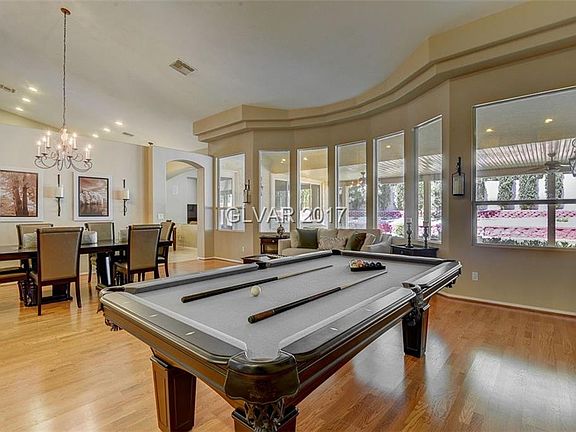 4th image of 3943 Camelot Cove St