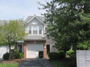 62 Augusta Dr, Columbus, NJ 08022
