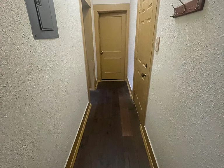 131 E Highland Blvd #3 — Photo 6