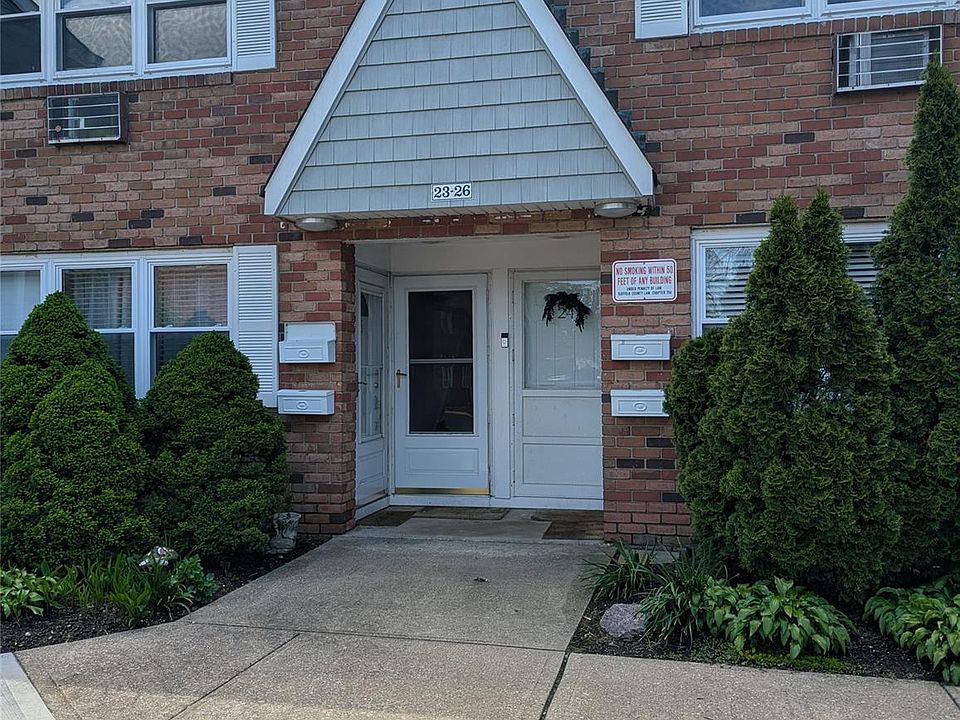 1st image of 100 connetquot Avenue #26