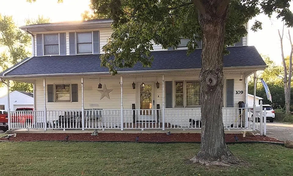 109 Keith Ave photo 1