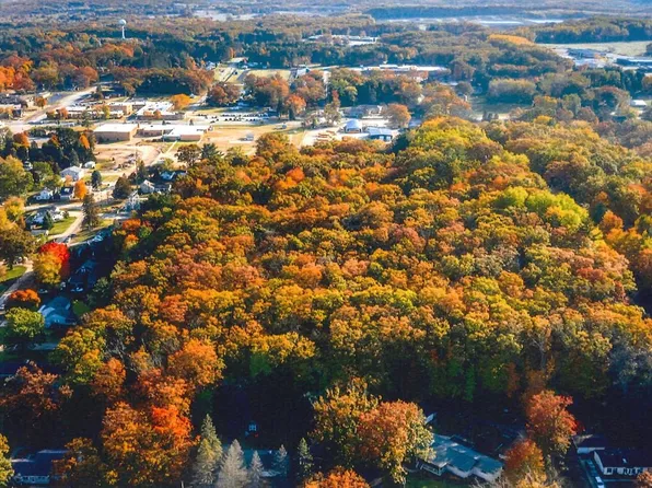 W Westlawn St, Harrison, MI 48625