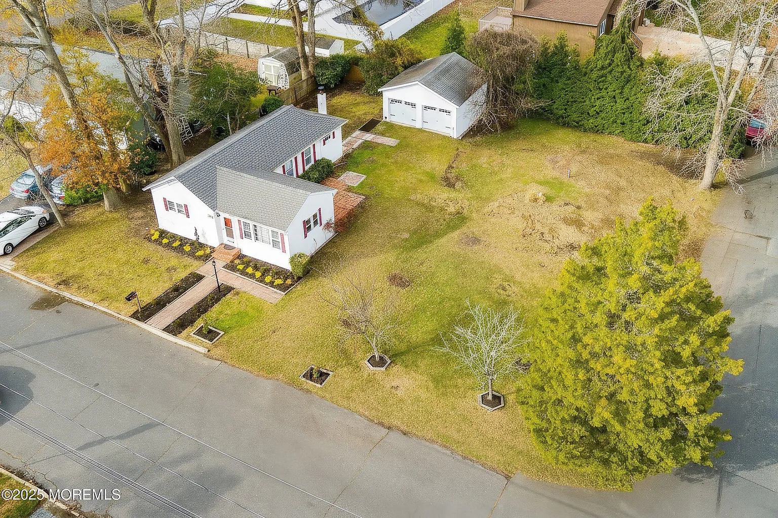 709 Talmadge Avenue photo 1