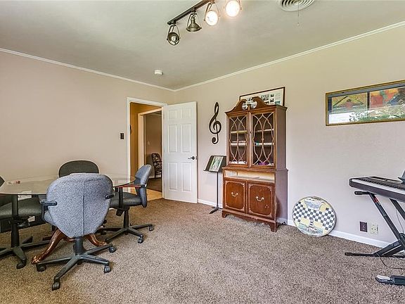4th image of 4104 Arroyo Trl