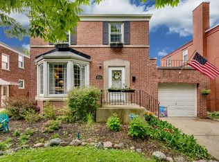 10124 S Artesian Ave, Chicago, IL 60655