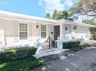 5920 Maynada St, Coral Gables, FL 33146
