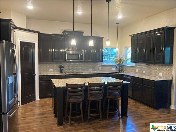 3rd image of 8408 Grand Oaks Ln