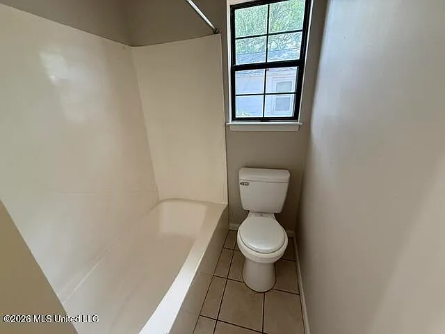 941 22nd St — Photo 16