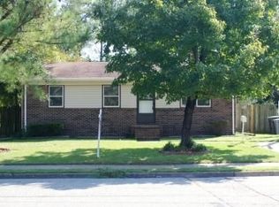 112 Lorigan Ln, Hampton, VA 23664