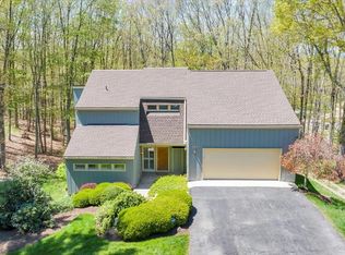 303 Dogwood Ct, Daniels, WV 25832