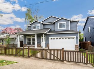 3936 SE Cooper St, Portland, OR 97202