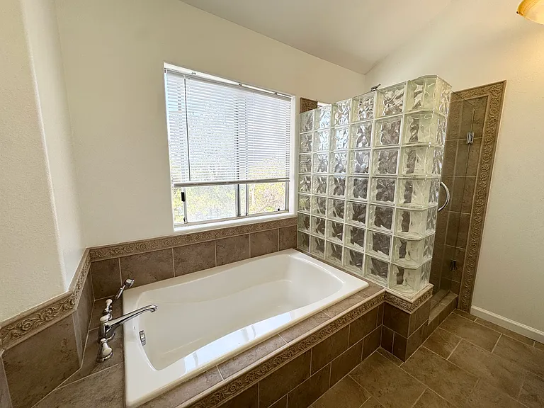1555 Golfcrest Pl — Photo 26
