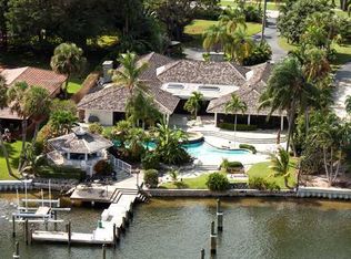 12046 N Edgewater Dr, Palm Beach Gardens, FL 33410