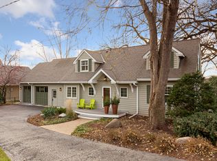435 Crystal Lake Rd E, Burnsville, MN 55306