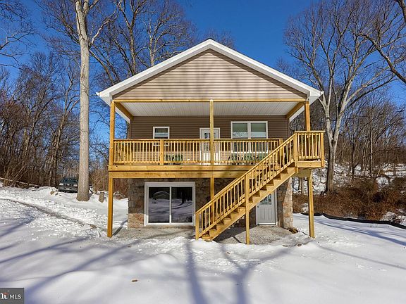 3rd image of 8140 Hokes Rd