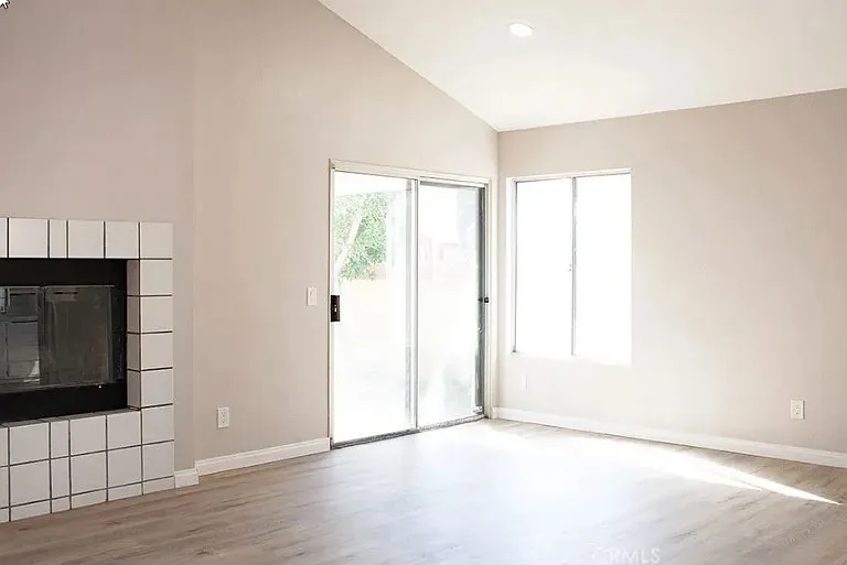 44836 Benald St — Photo 15