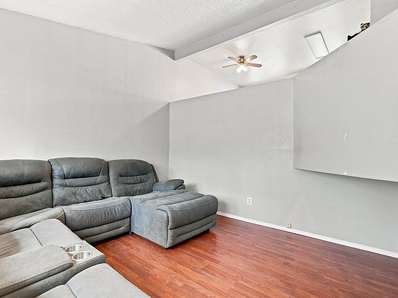 5th image of 2101 E 6th Ave
