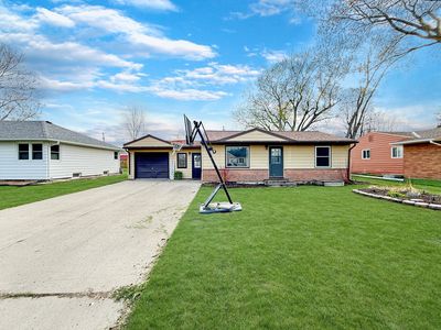 319 3rd St SW, Clara City, MN, 56222