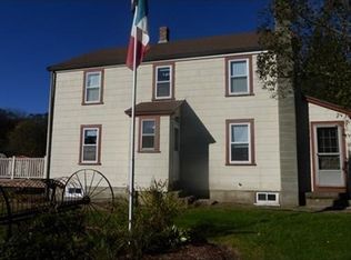 12 Worcester Rd, Sterling, MA 01564