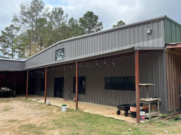 365 Monk Dr, Many, LA 71449