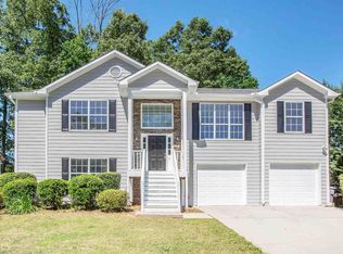 311 Oak Vista Ct, Lawrenceville, GA 30044