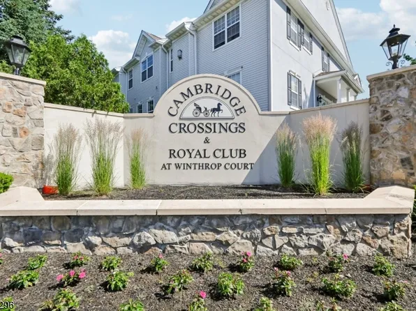 9104 Ravenscroft Rd, Clifton City, NJ 07013