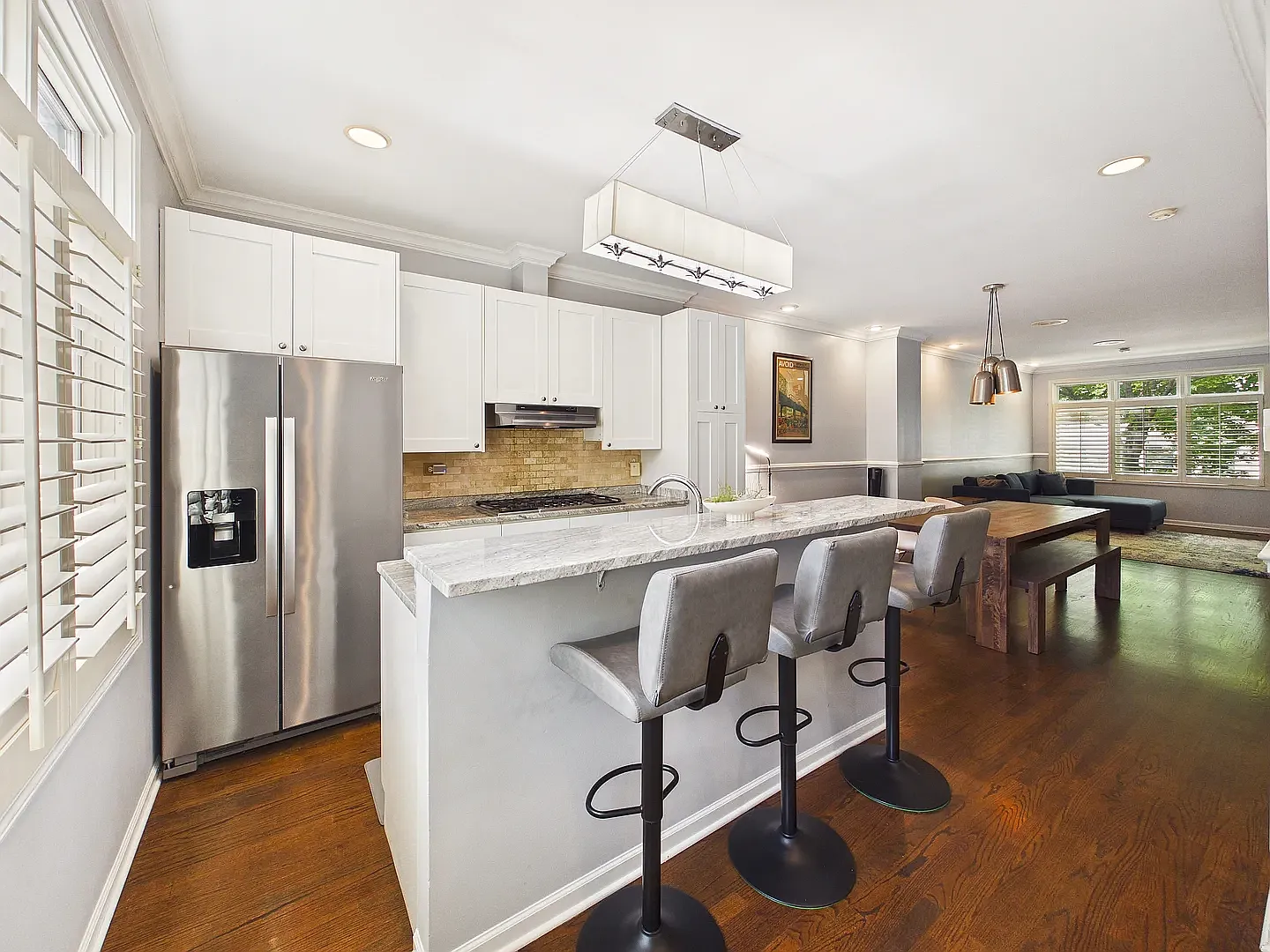 2 bed, 2.5 bath, 2028 sqft, $3,850 — Photo 1