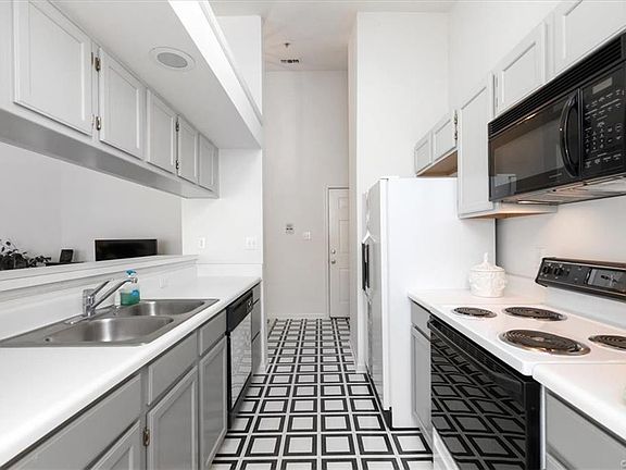 4th image of 10216 Wolfe Manor Ct APT 210