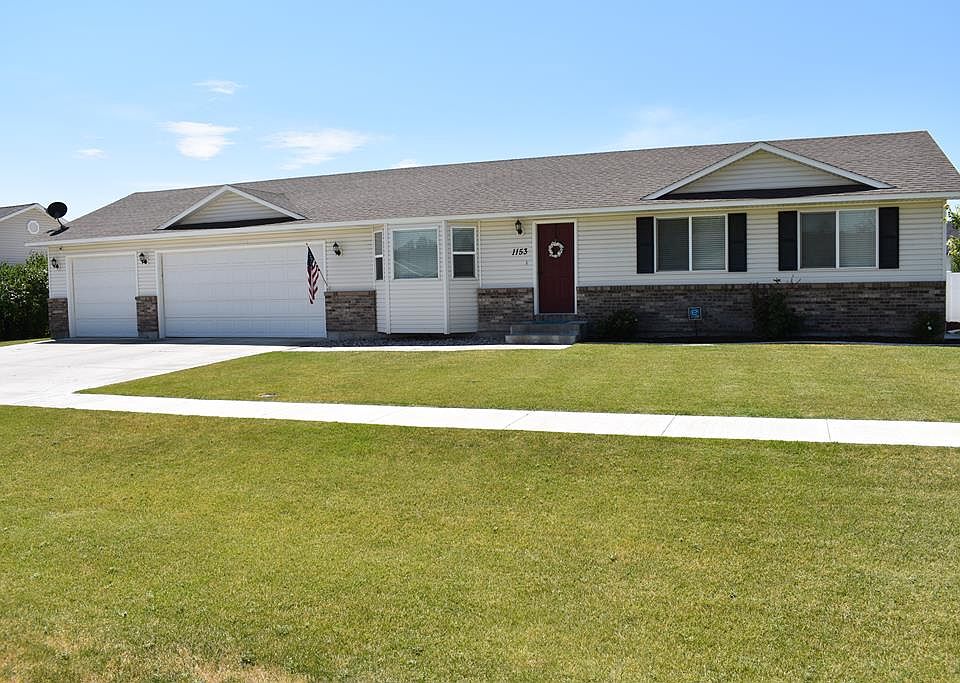 1st image of 1153 N Richland Dr