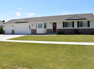 1153 N Richland Dr, Idaho Falls, ID 83401