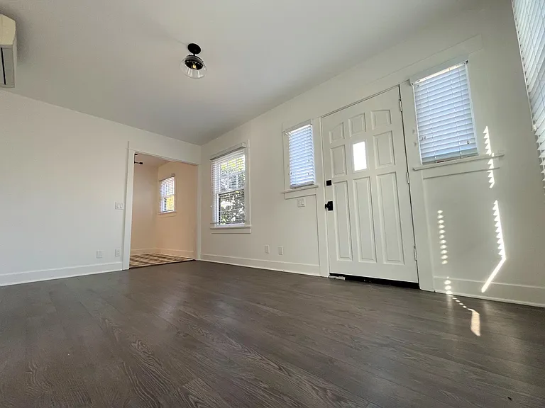 9054 Carson St #D — Photo 4
