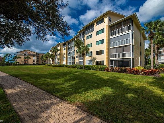 3rd image of 320 Horse Creek Dr APT 203