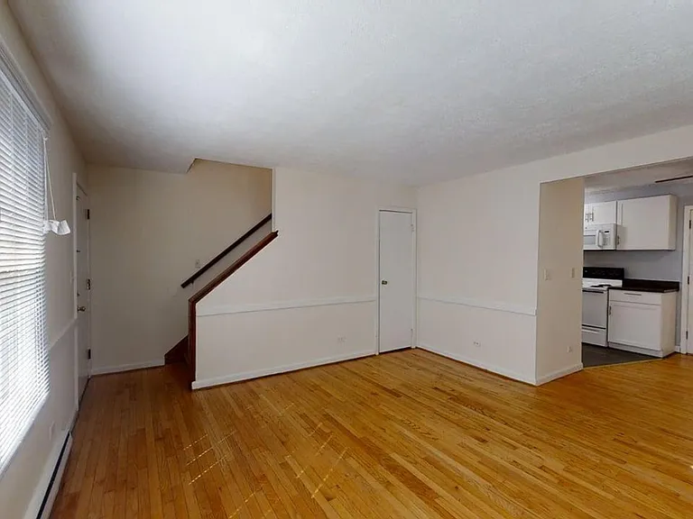 1107 River Ct — Photo 16