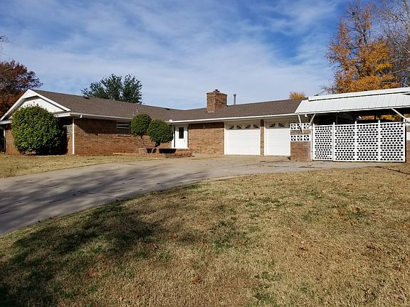 Garage and carport parking