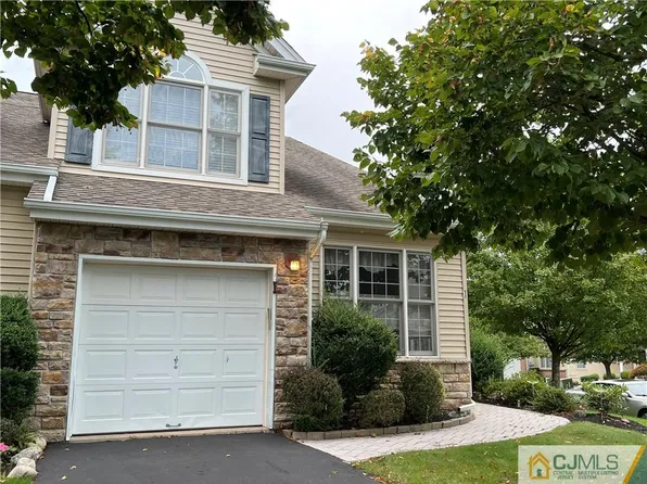1 Silcox Pl, Somerset, NJ 08873