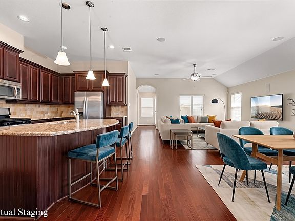 4th image of 6200 Glenn Hills Ln