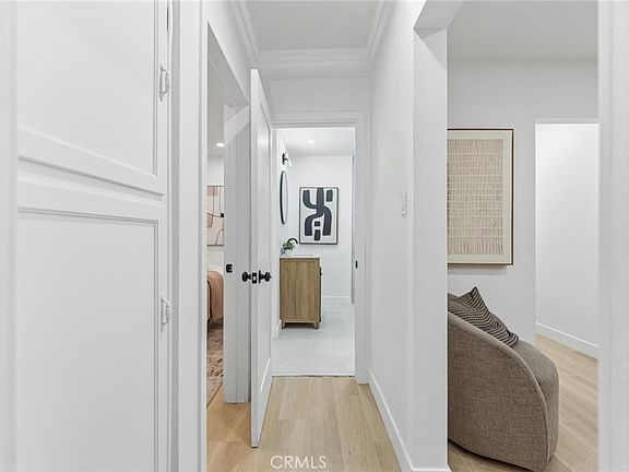 5th image of 3516 Roxanne Ave