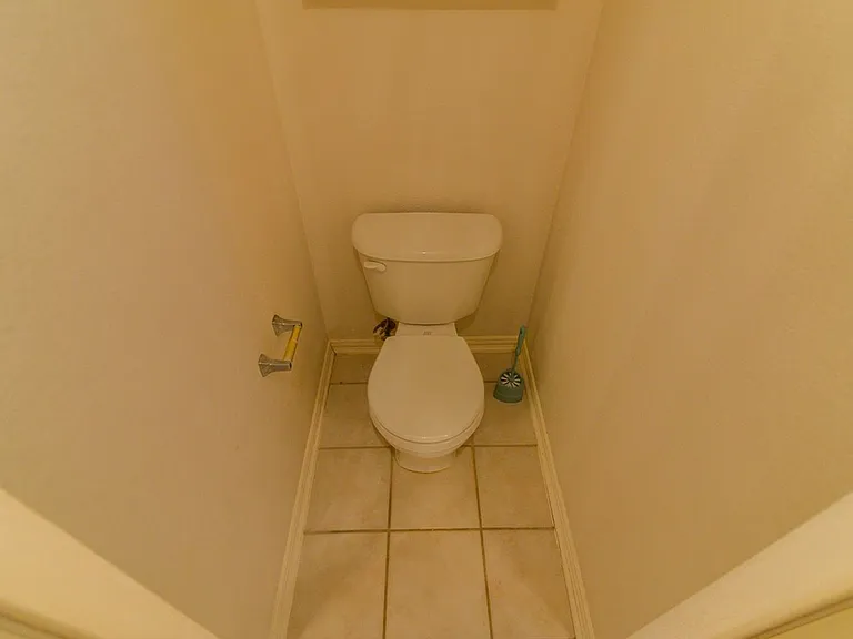 9605 Pinehurst Dr — Photo 28
