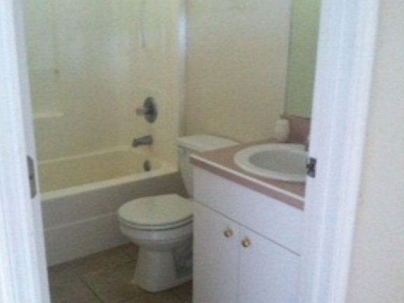 4th image of 7 Beaverdam Ln