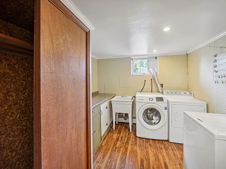 4322 Cross Country Dr — Photo 10