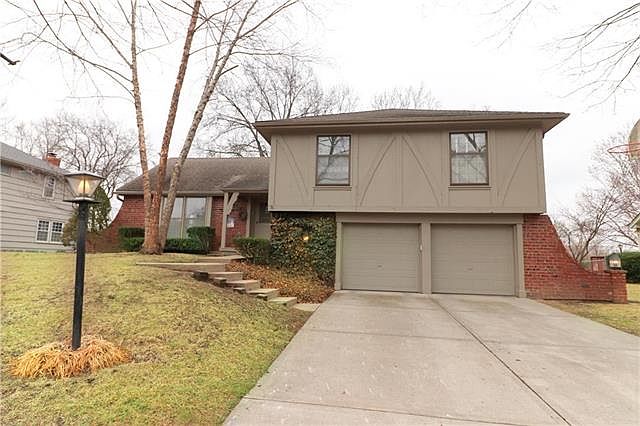 1st image of 6913 N Dawn Ln