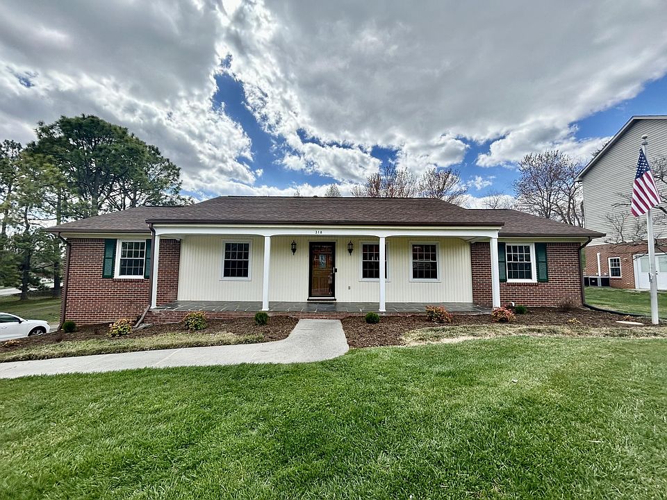 1st image of 318 Stonebridge Dr