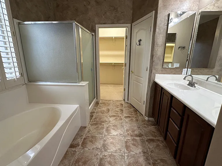 1884 E Locust Pl — Photo 29