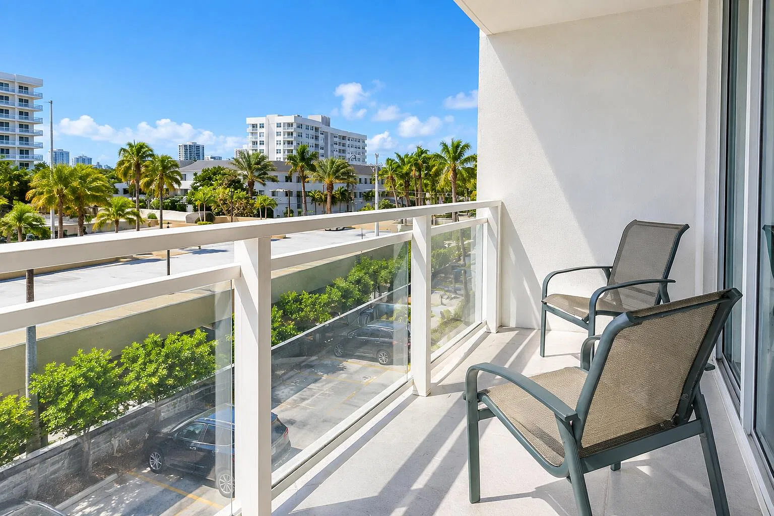 1 bed, 1.0 bath, 736 sqft, $2,500 — Photo 4